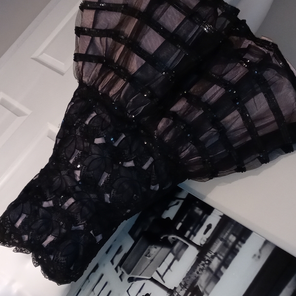 Sequin tulle cocktail dress - Picture 1 of 7